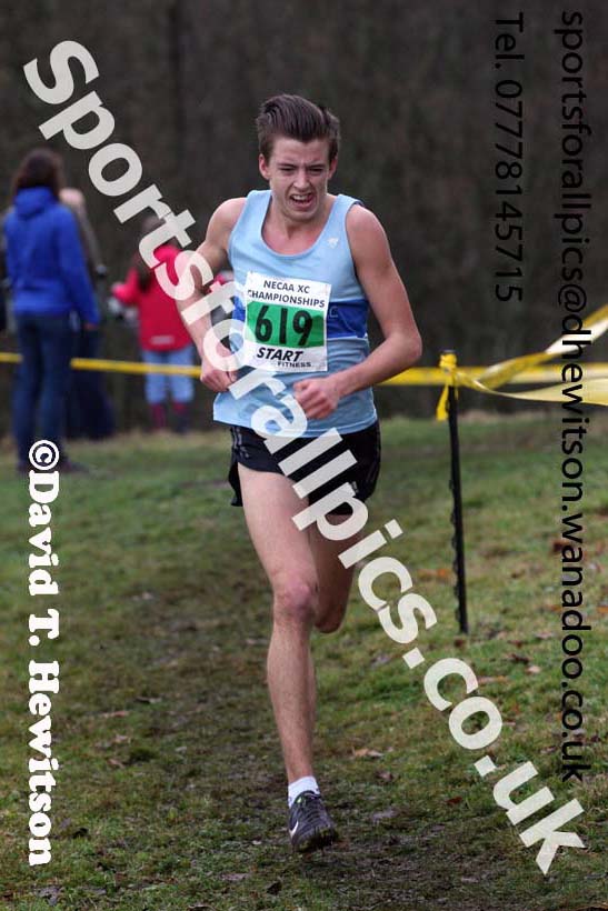 Mens under-20s North Eastern Cross Country, Aykley Heads, Durham. Photo: David T. Hewitson/Sports for All Pics